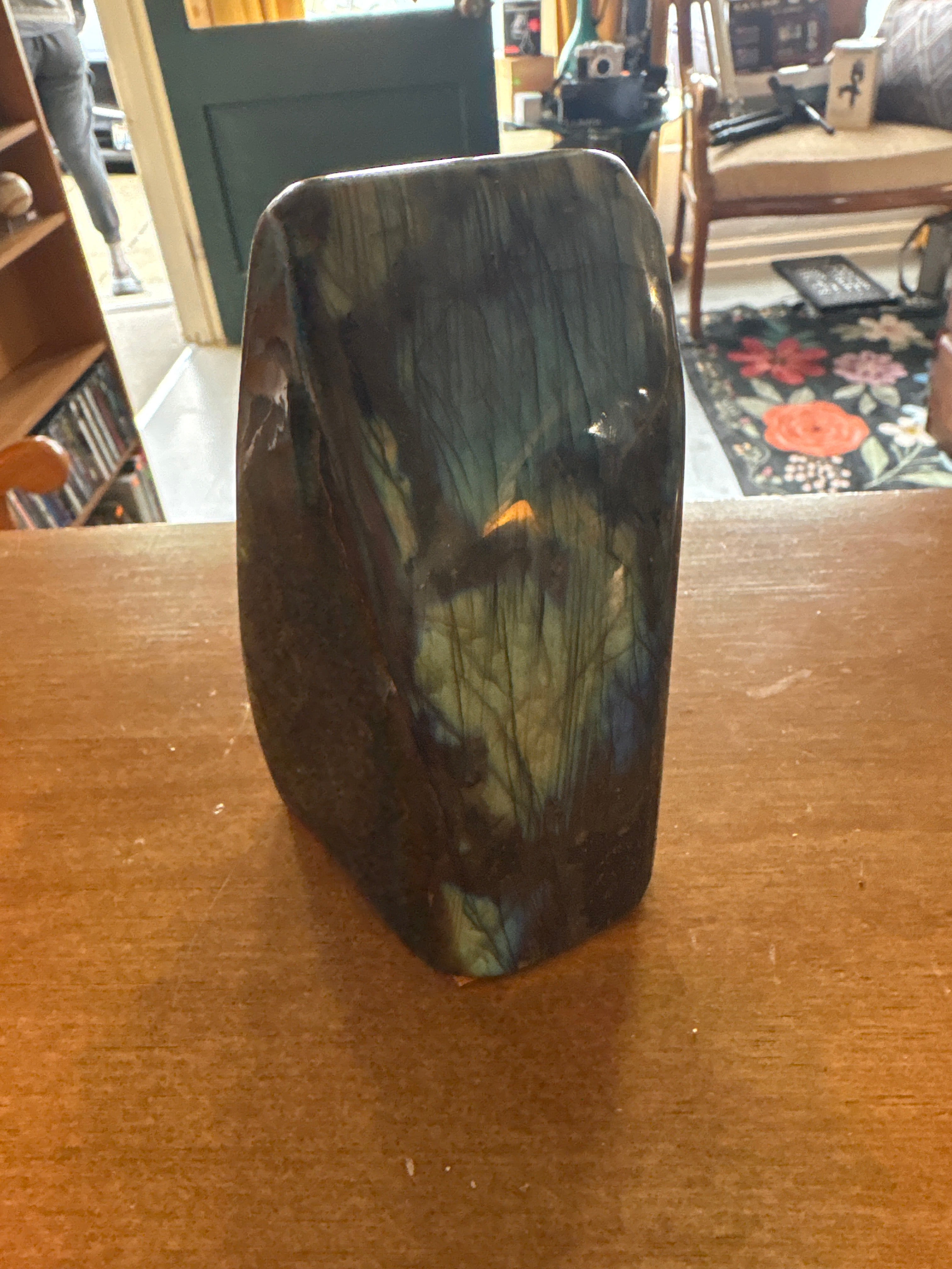 Labradorite 814g