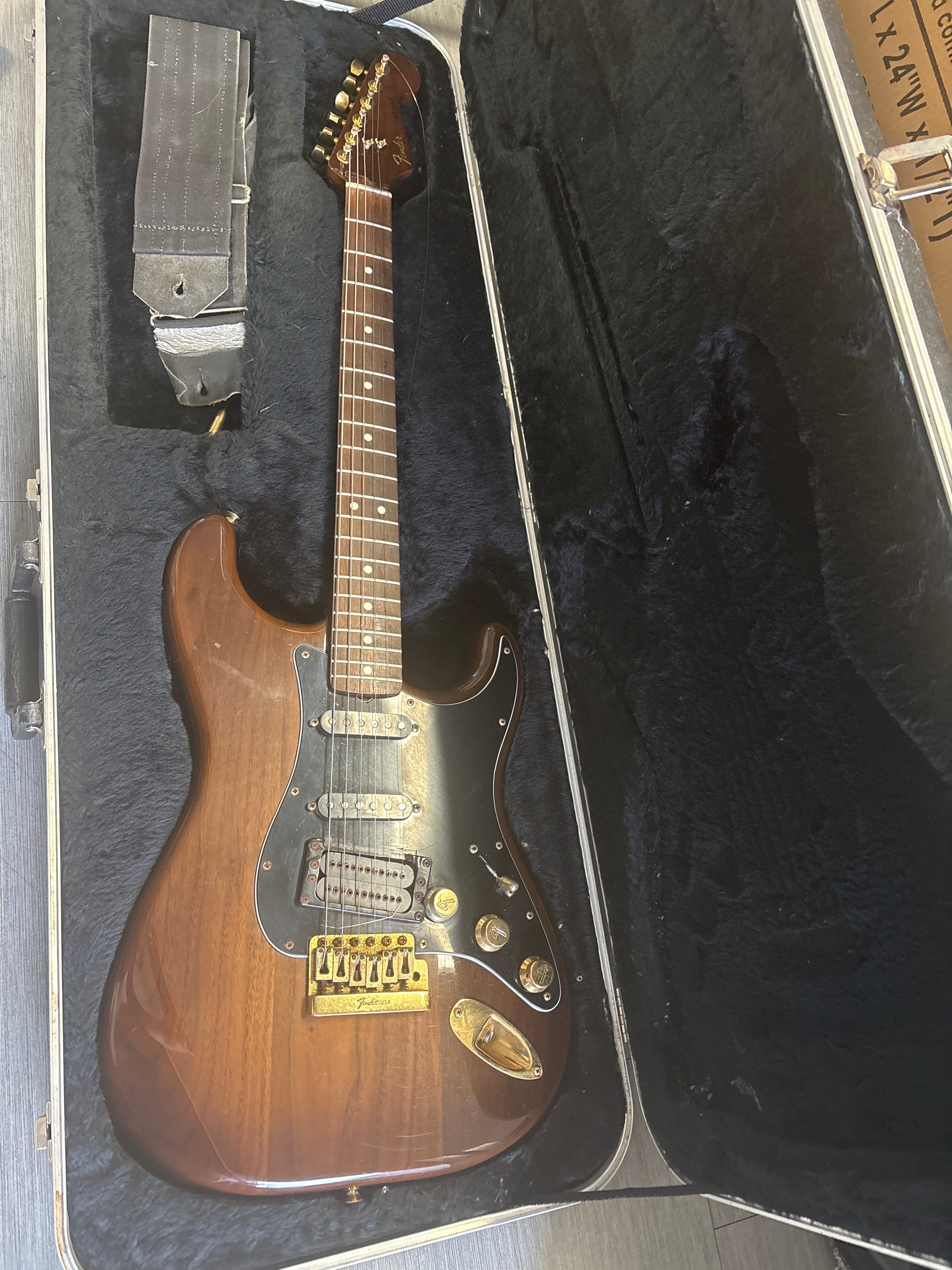 1983 Fender STRAT Guitar