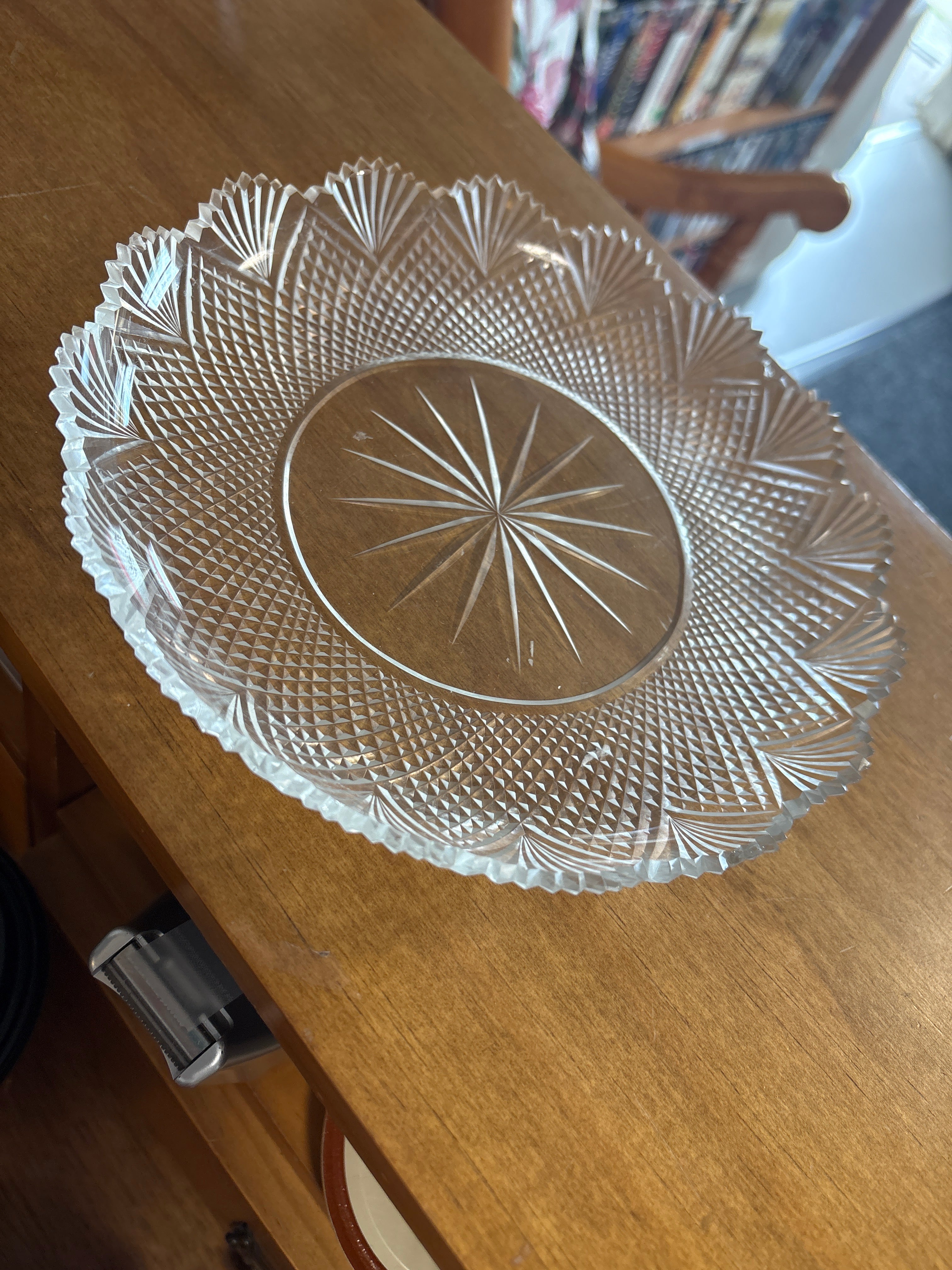 Diamond Point Crystal Plate lg