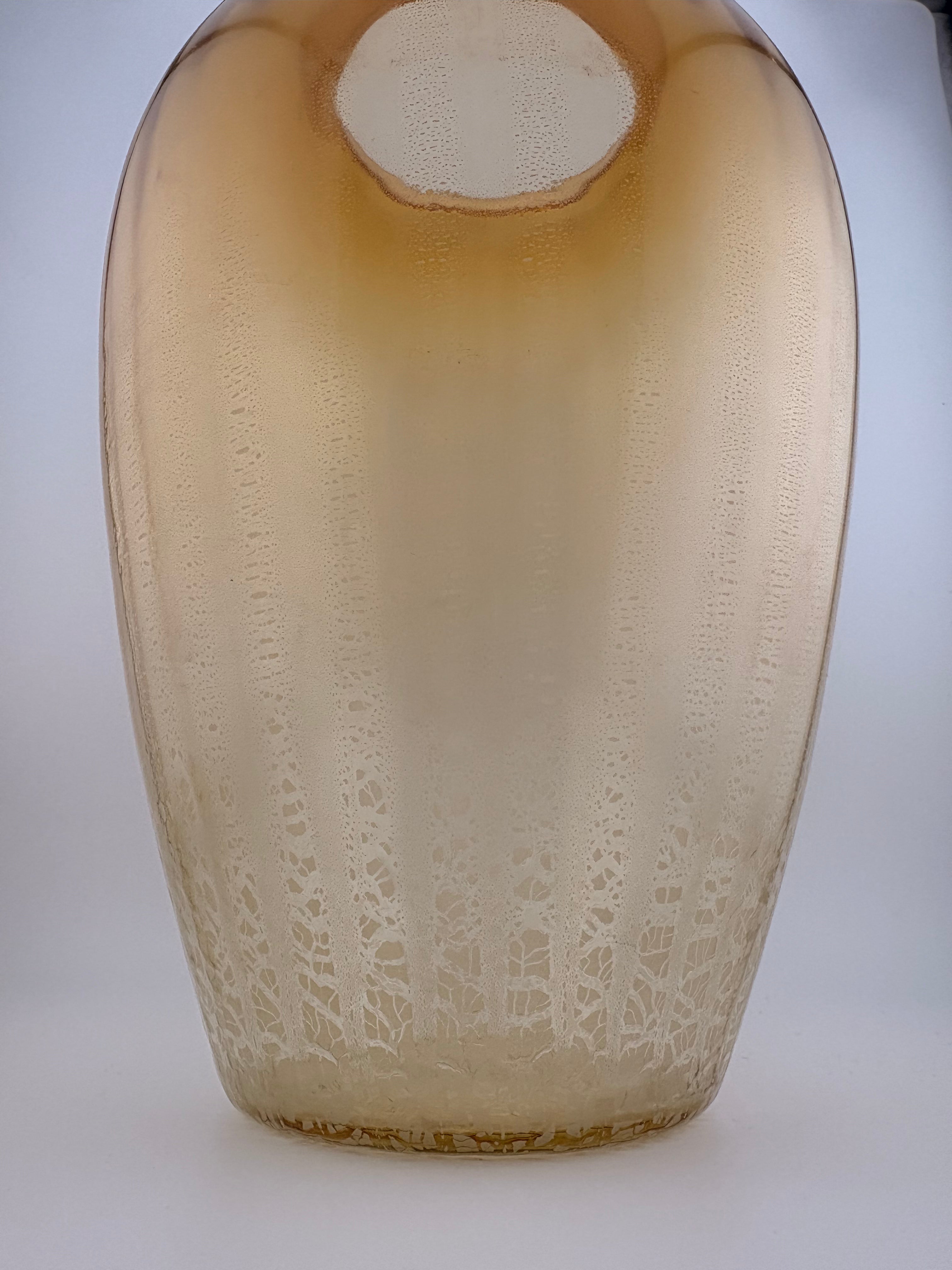 Sonoor tin-crackle Vase by Andries Dirk (A.D.) Copier