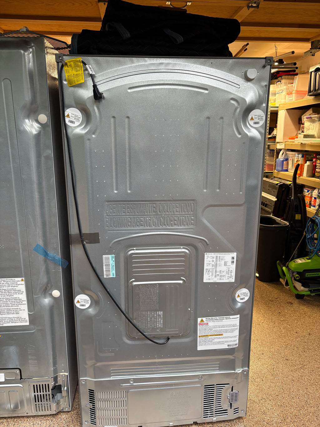 LG LHTNS2403S Refrigerator