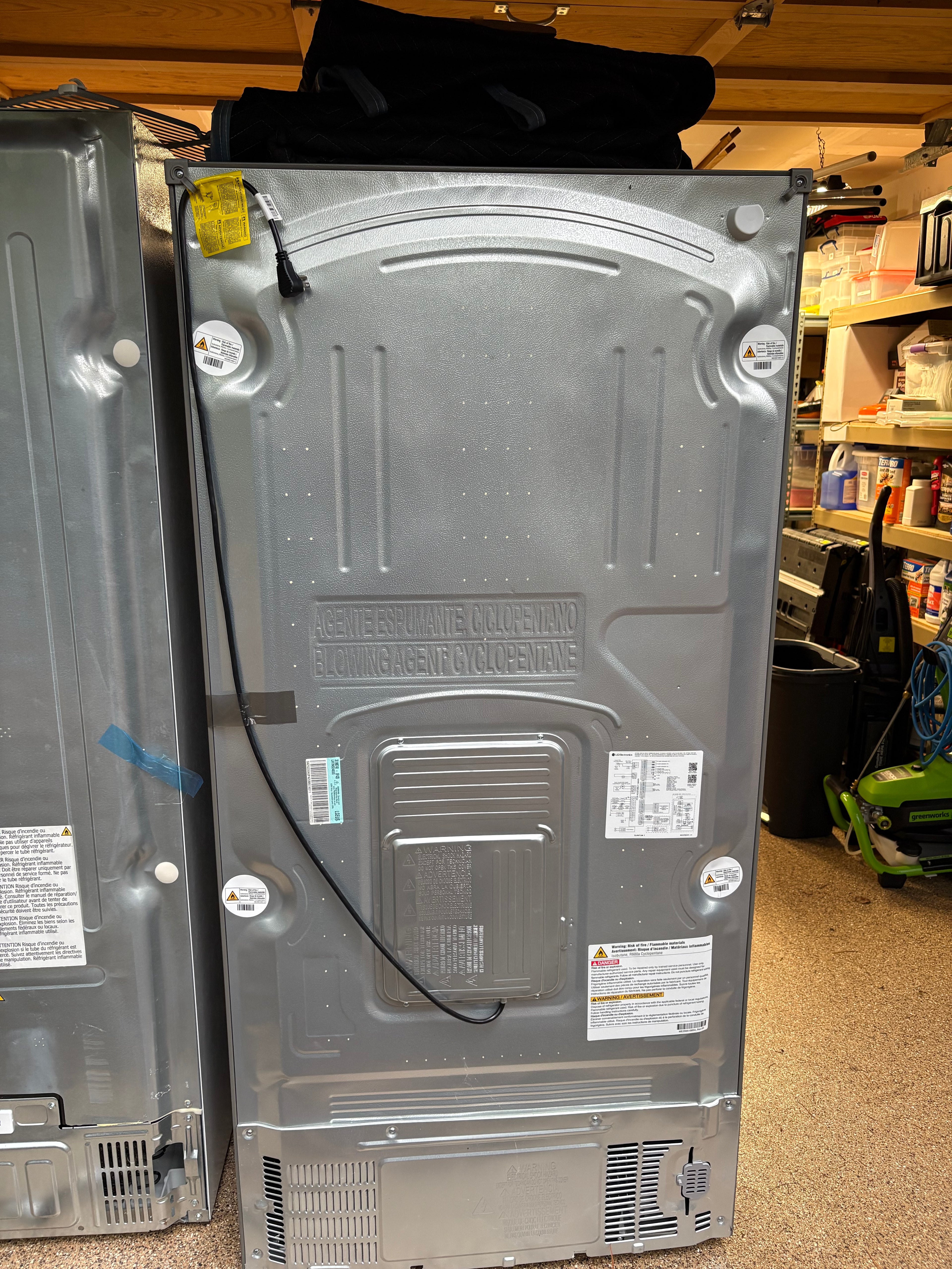 LG LHTNS2403S Refrigerator