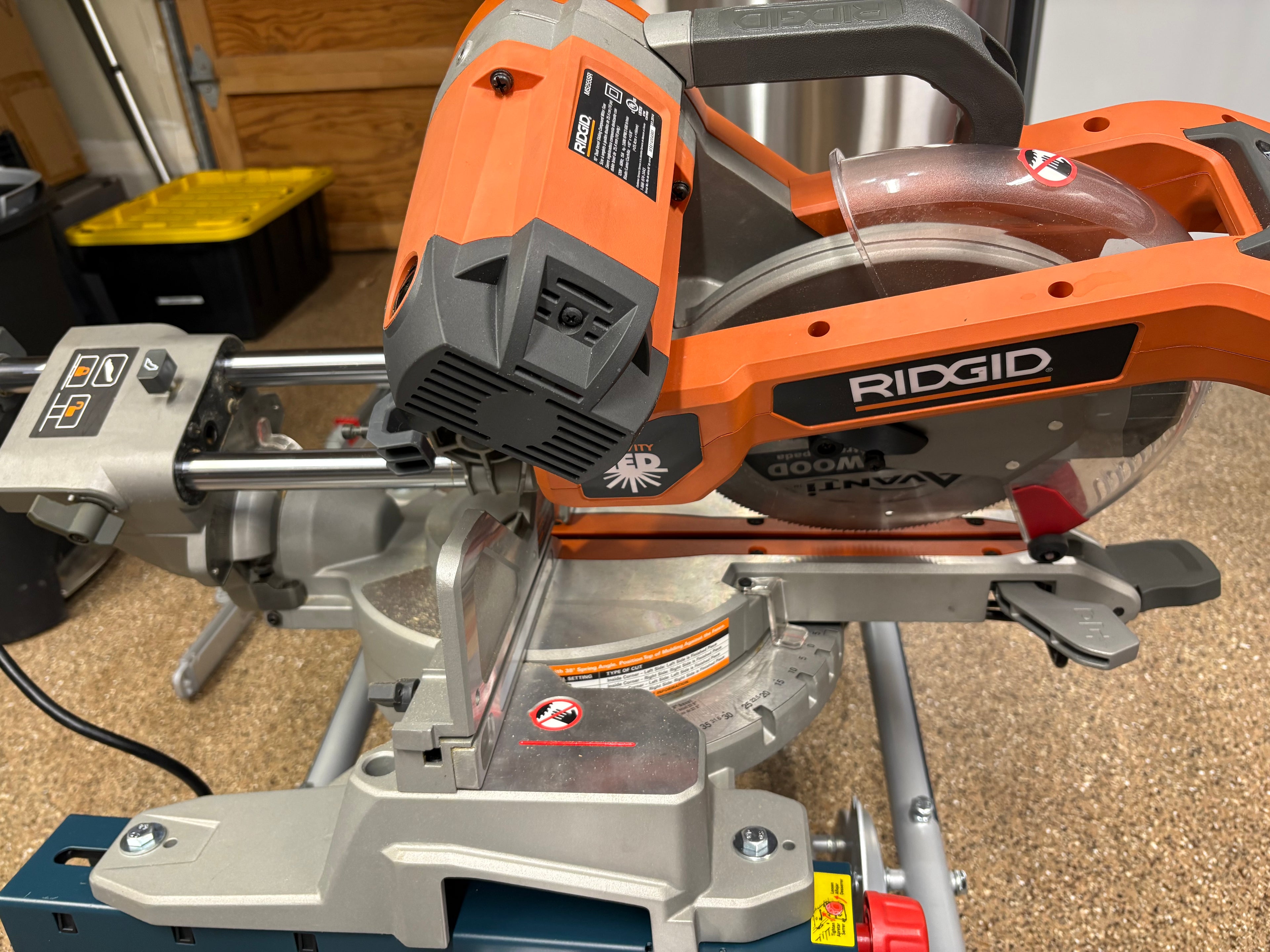 Rigid MS255SR 10” Dual Bevel Compound Miter Saw w/BOSCH T4B Gravity Rise