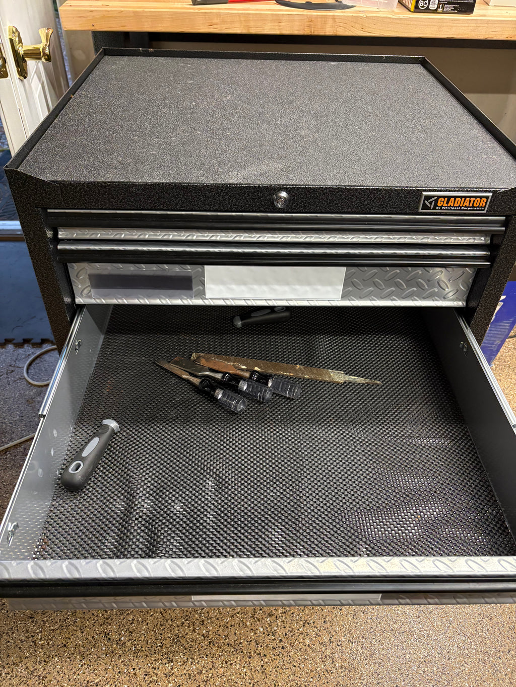 Gladiator 5-Drawer Rolling Tool Chest - NEW