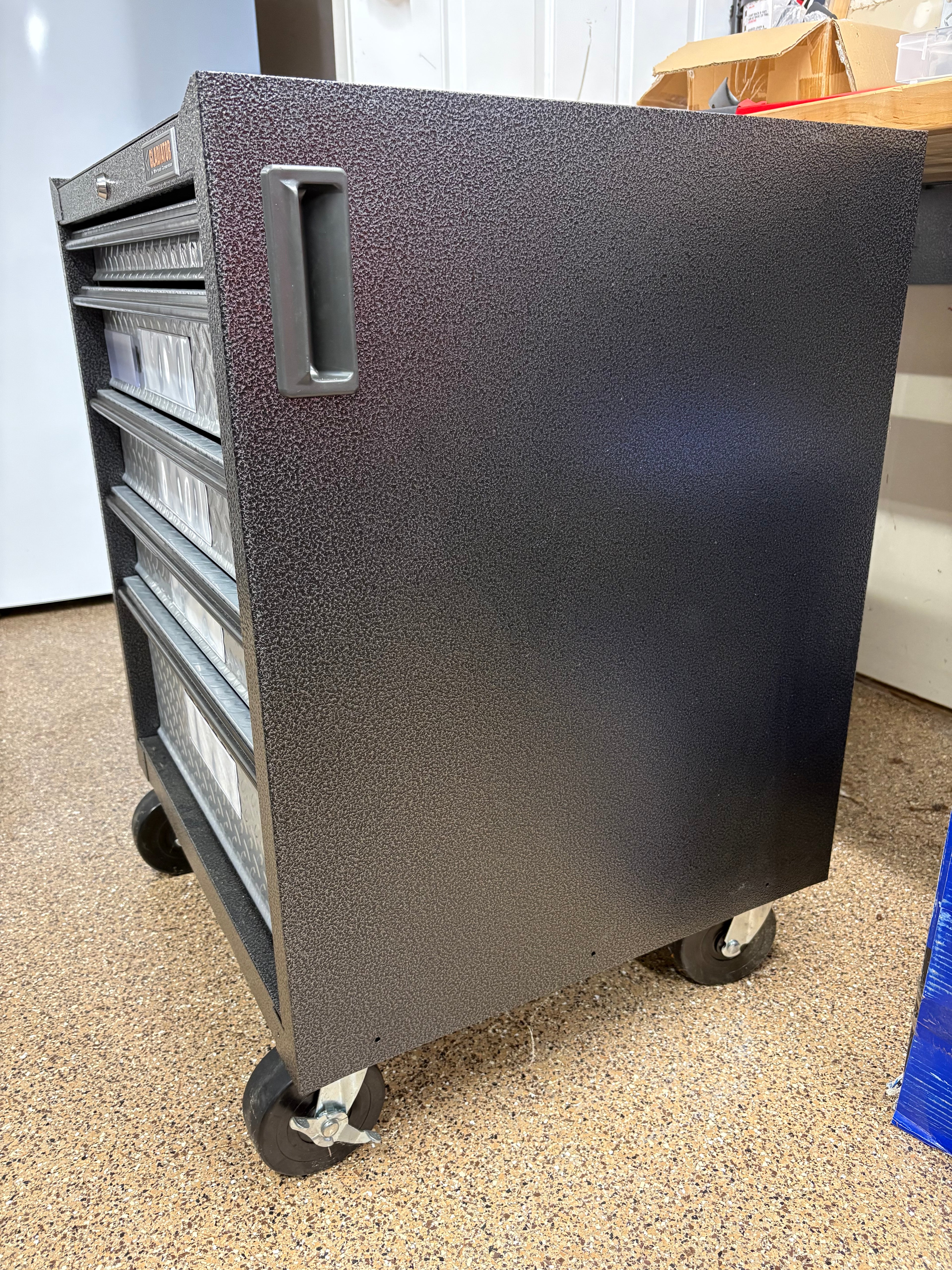 Gladiator 5-Drawer Rolling Tool Chest - NEW