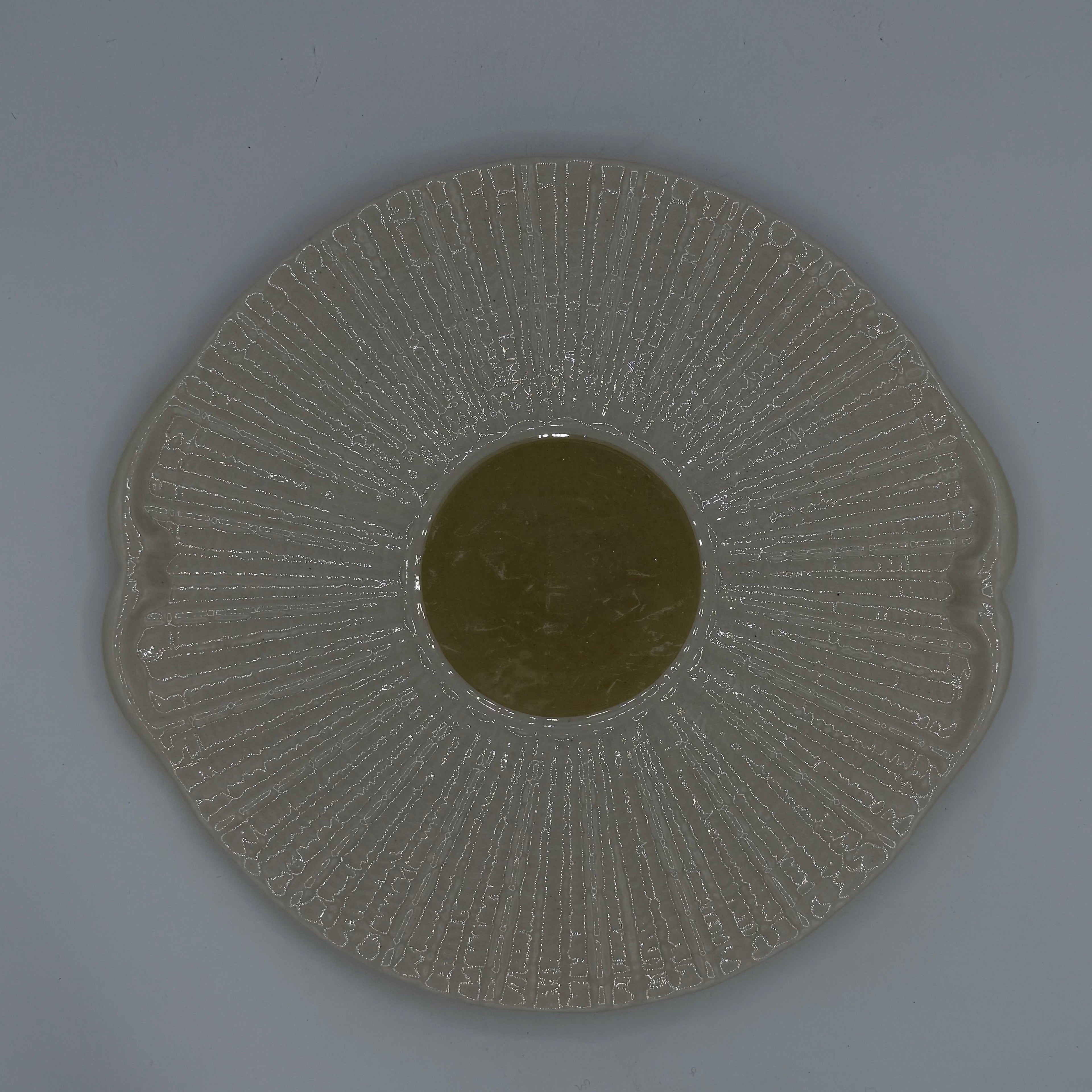 10" Belleek Neptune Handled Cake Plate (Ireland)
