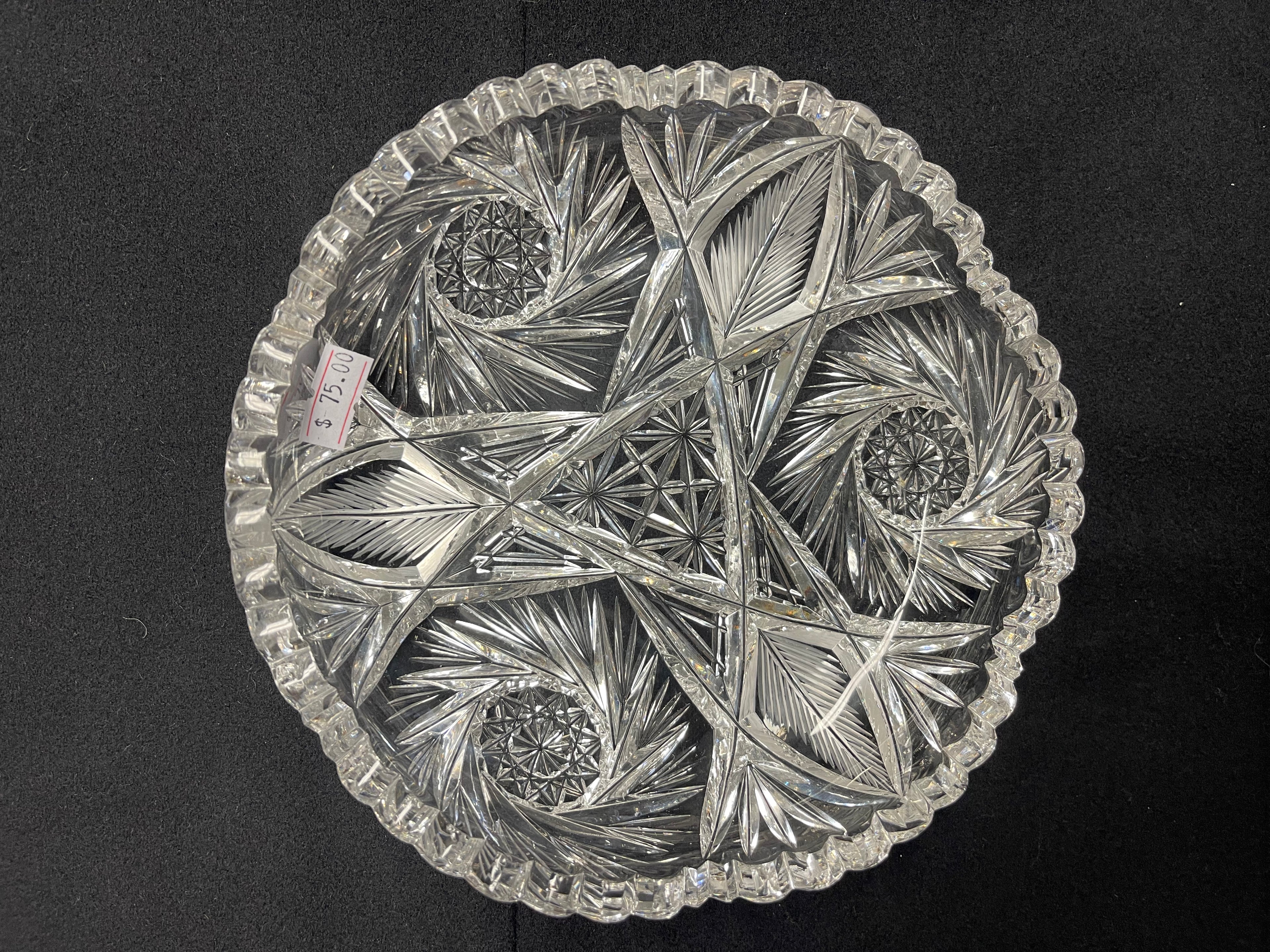 Pinwheel Pattern Crystal Bowl