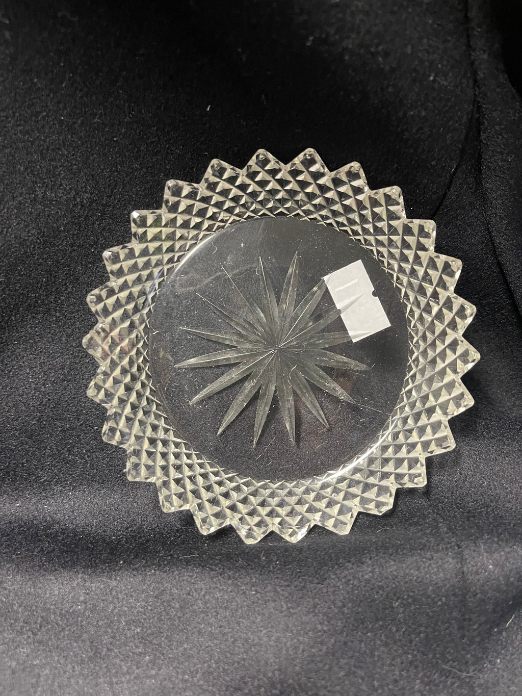 Sawtooth Rimmed, Diamond Pattern