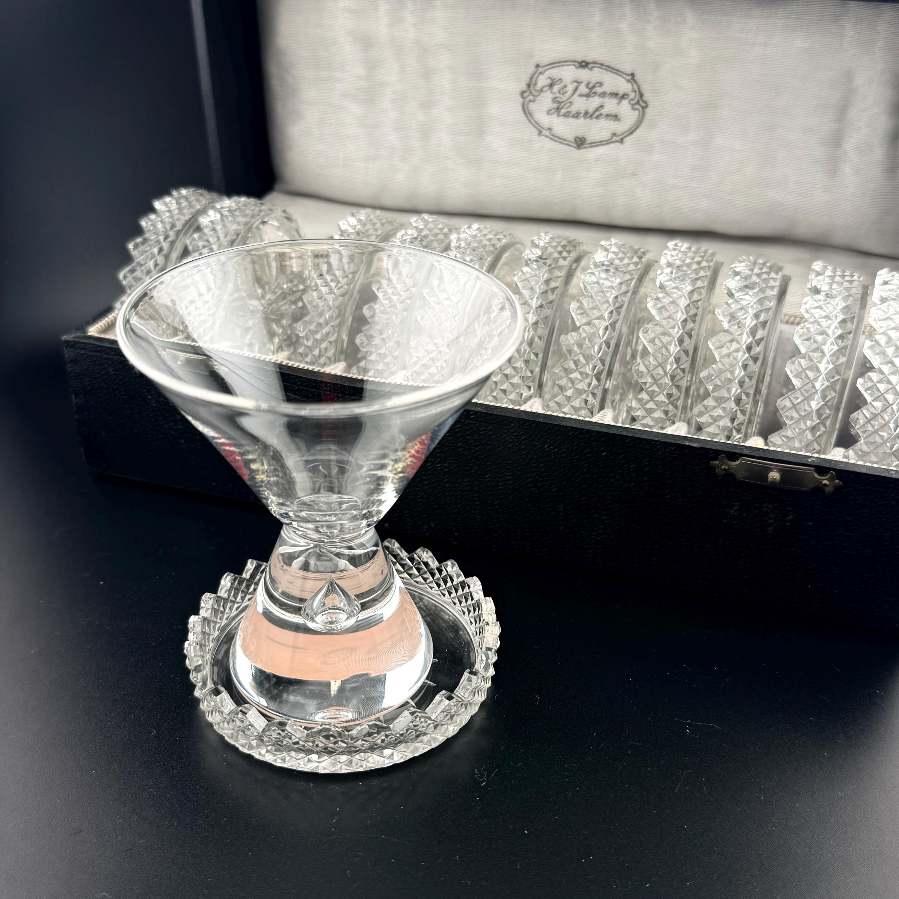 Antique-Style Starburst & Diamond Cut Crystal Coasters – Scalloped Edge Glass Protectors with Original Vintage Case