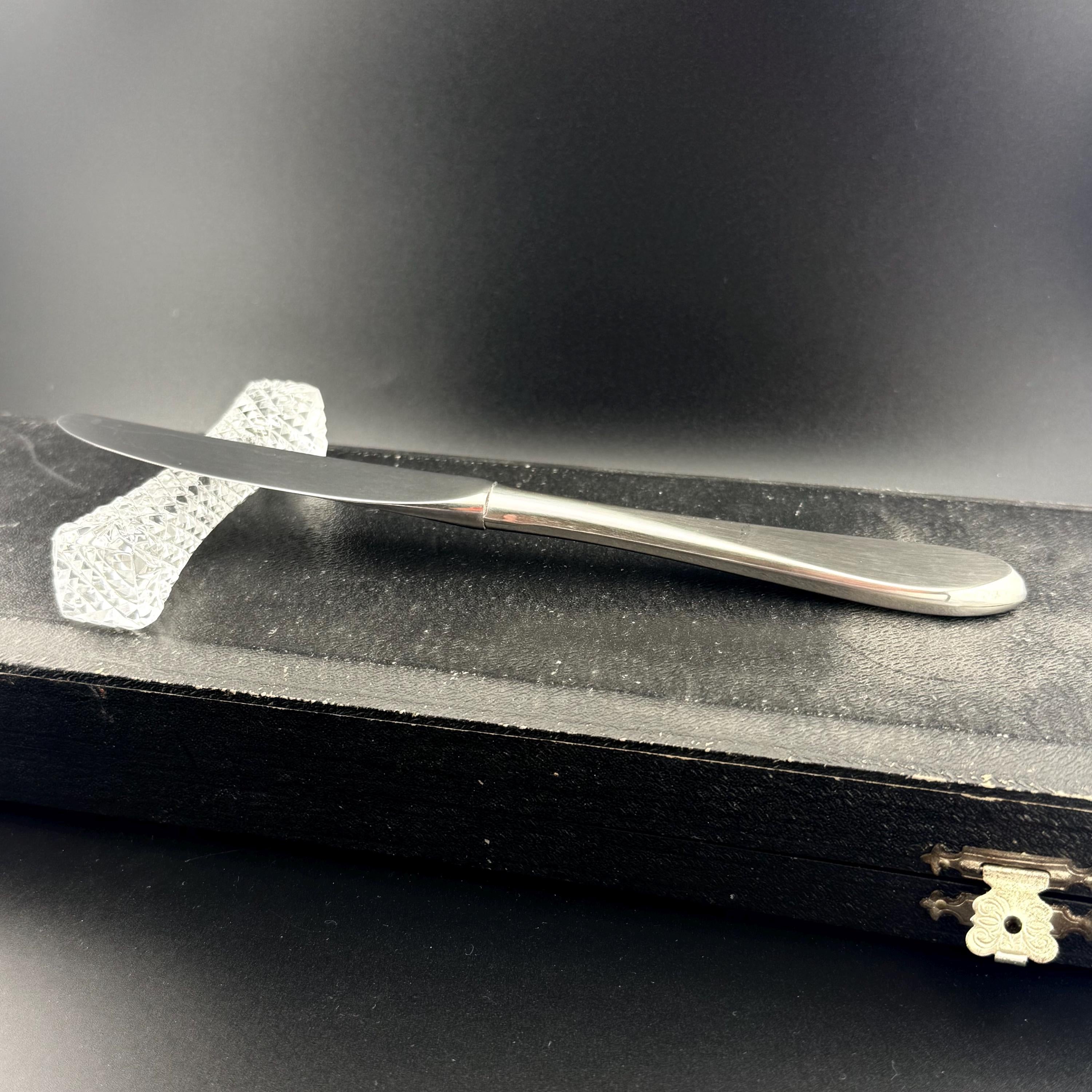 Rare H&J Lamp Haarlem Diamond-Cut Crystal Knife Rests – Mid-Century Dutch Tableware