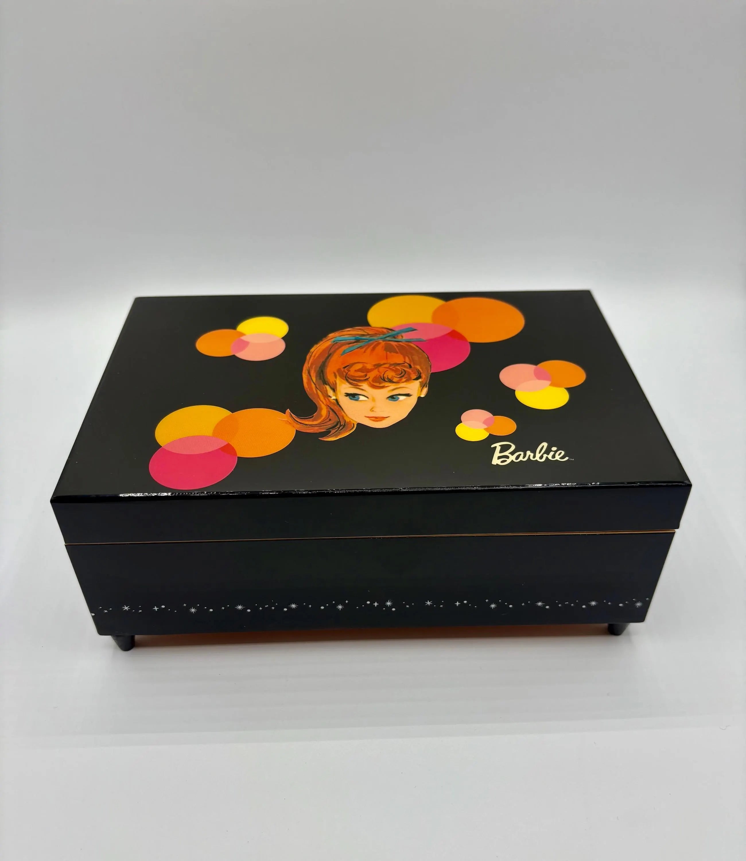 RARE Barbie ‘RAVISHING RED’ Lacquer Music Box “Musical Dreamer”